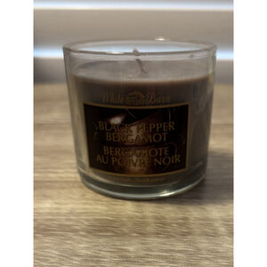 White Barn Bath & Body Works Black Pepper Bergamot Single Wick Candle